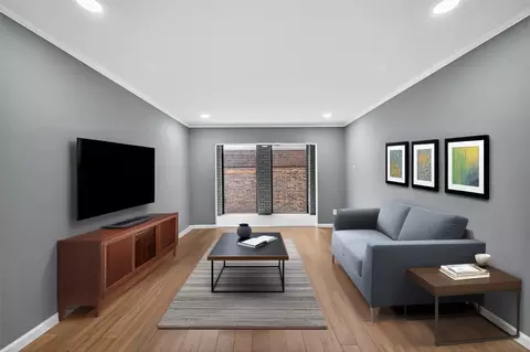 7555 Katy Fwy #127, Houston, TX 77024