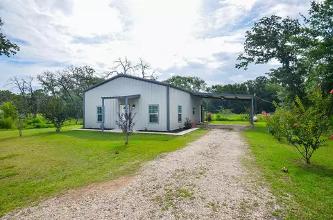 Exterior - 24719 Roscommon, Hempstead, TX 77445 photo 2 of 7