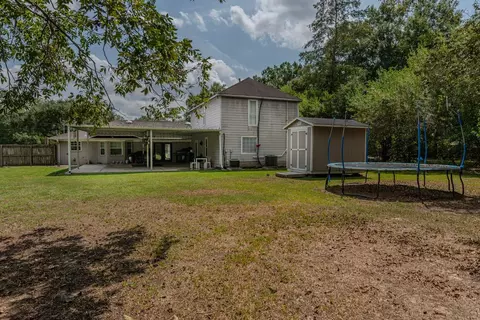 Exterior - 7050 Guess Rd, Beaumont, TX 77708 photo 6 of 9