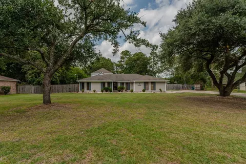 Exterior - 7050 Guess Rd, Beaumont, TX 77708 photo 2 of 9