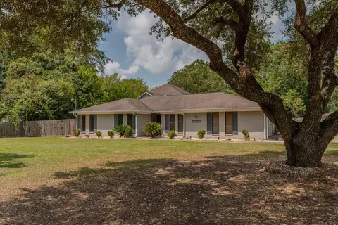 7050 Guess Rd, Beaumont, TX 77708