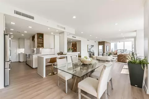 5100 San Felipe St #373, Houston, TX 77056