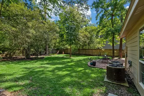 Exterior - 10 Cape Chestnut Dr, Spring, TX 77381 photo 4 of 7