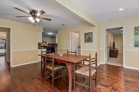 Dining - 10 Cape Chestnut Dr, Spring, TX 77381 photo 2 of 2