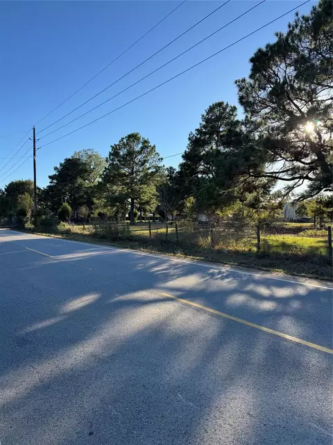 17631 Kickapoo Rd, Waller, TX 77484 photo 1