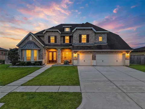 1805 Sterling Creek Dr, Friendswood, TX 77546
