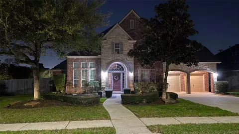 28307 Shining Creek Ln, Spring, TX 77386