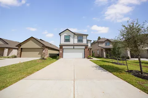 3793 Alexus Dr, Conroe, TX 77301 photo 2