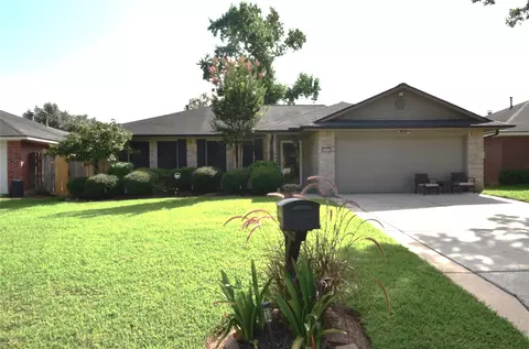 2315 Clear Ridge Dr, Kingwood, TX 77339