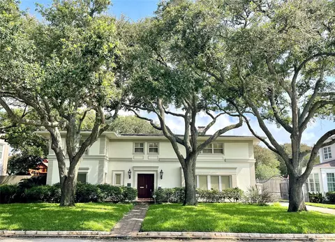4814 Denver Dr, Galveston, TX 77551