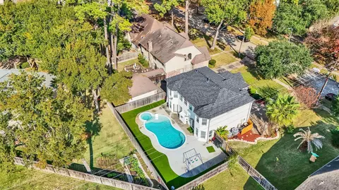12403 Millvan Dr, Houston, TX 77070