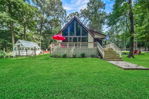 200 Cochran Ln, Coldspring, TX 77331