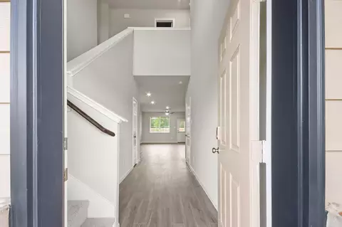 Entry Way - 3850 Avalon Ln, Conroe, TX 77301 photo 1 of 1
