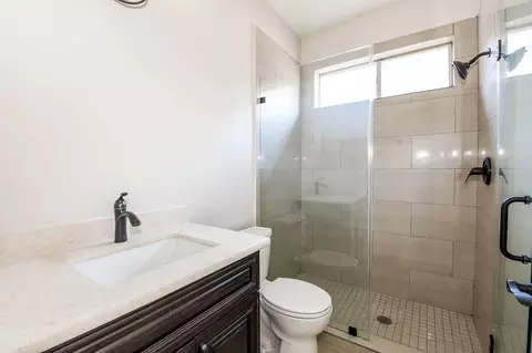 Bath - 4111 Clubhollow, Katy, TX 77450 photo 4 of 4