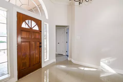 Entry Way - 4111 Clubhollow, Katy, TX 77450 photo 2 of 2