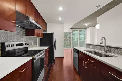 5925 Almeda Rd #11508, Houston, TX 77004