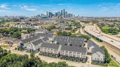 739 Bringhurst St, Houston, TX 77020