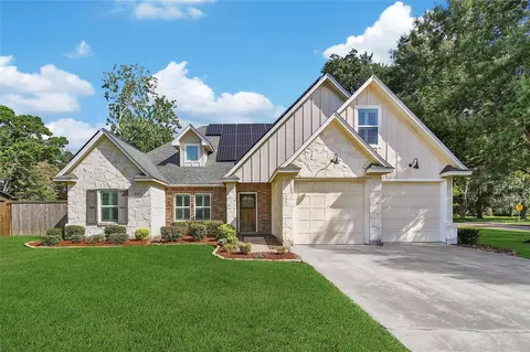 237 Any Way St, Lake Jackson, TX 77566