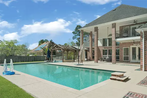 Exterior - 6007 N Ossineke Dr, Spring, TX 77386 photo 7 of 13
