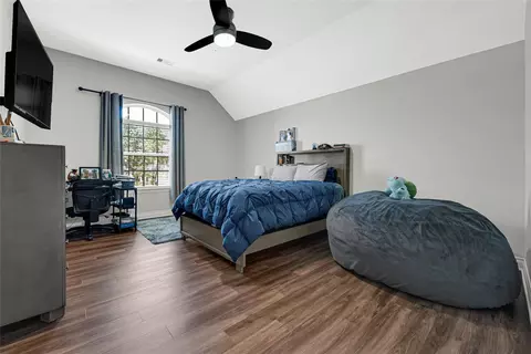 Bedroom - 6007 N Ossineke Dr, Spring, TX 77386 photo 5 of 5