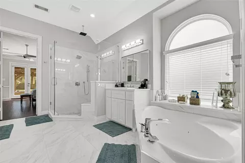 Bath - 6007 N Ossineke Dr, Spring, TX 77386 photo 2 of 8