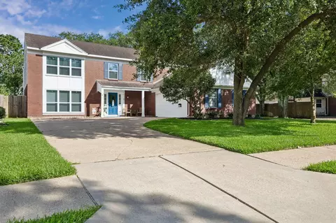 7422 Dogwood Falls Rd, Houston, TX 77095