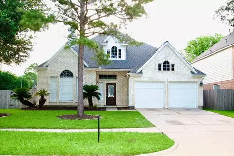 2318 Stoneburg Ct, Sugar Land, TX 77479