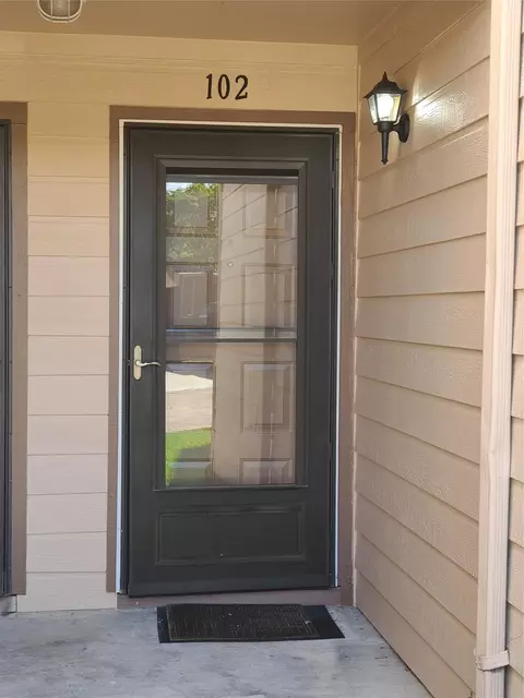 102 Lakeview Ter # C, Montgomery, TX 77356