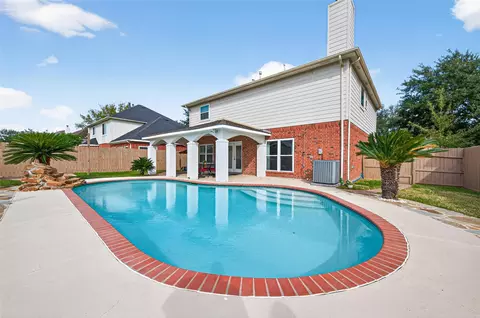 16535 Oat Mill Dr, Houston, TX 77095