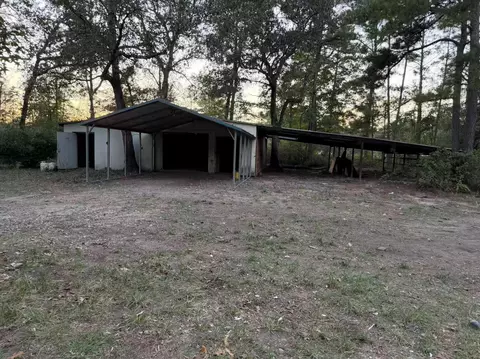 20392 Meadow Lake Rd, Cleveland, TX 77328
