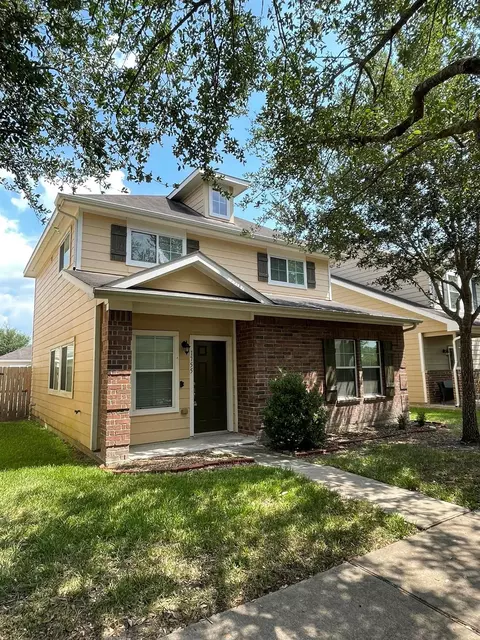 1755 Nichole Woods Dr, Houston, TX 77047