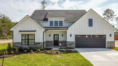 18756 Barrichello Dr, Conroe, TX 77306