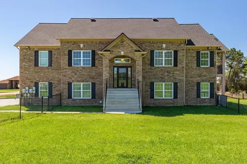 264 Falcon Pt, Onalaska, TX 77360