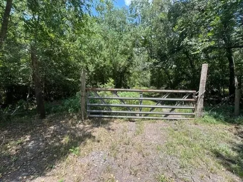 00 Bear Btm, Wharton, TX 77488 photo 3