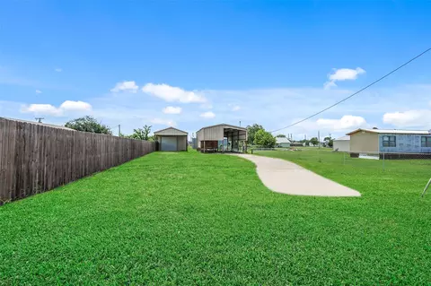 531 Burton St, Matagorda, TX 77457
