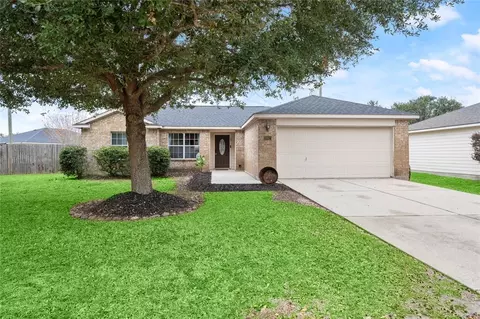 28827 Trinity River Dr, Spring, TX 77386 photo 1