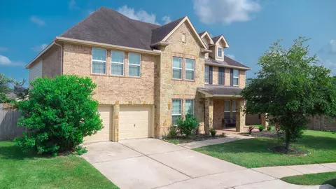 3813 Wild Oak Dr, Pearland, TX 77581