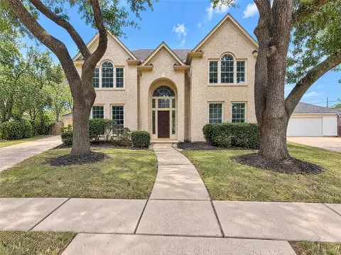 3407 Woodbine Pl, Pearland, TX 77584