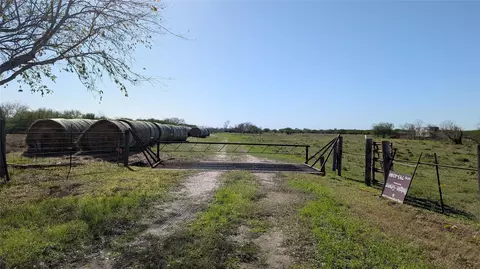0000 S Meadow Ln, El Campo, TX 77437