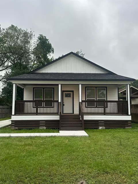 813 Fortune St, Houston, TX 77088