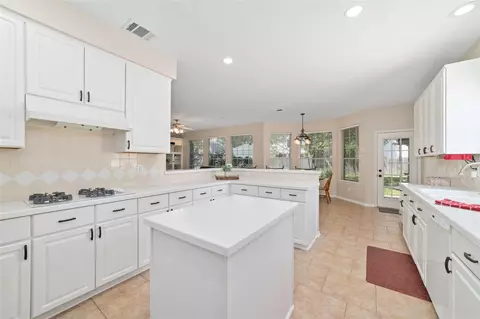 Kitchen - 20423 Forest Dr, Spring, TX 77388 photo 3 of 6