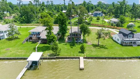 View/Area - 784 W Cattle Dr, Onalaska, TX 77360 photo 9 of 11