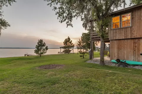 Exterior - 784 W Cattle Dr, Onalaska, TX 77360 photo 6 of 15
