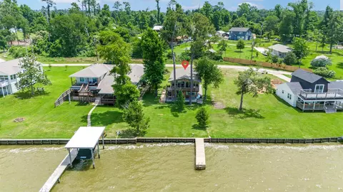 View/Area - 784 W Cattle Dr, Onalaska, TX 77360 photo 8 of 11