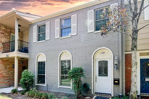 1349 Country Place Dr #103, Houston, TX 77079