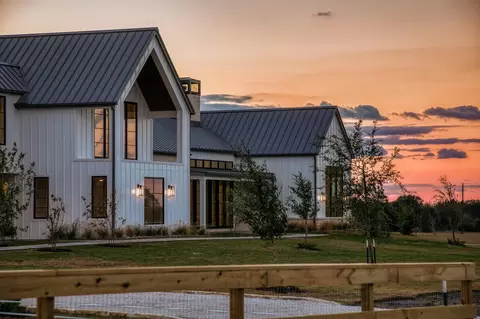 130 Round Top Farms Dr, Round Top, TX 78954