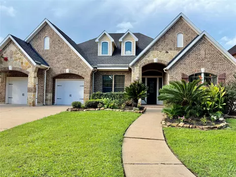 6223 Duke Trail Ln, Sugar Land, TX 77479