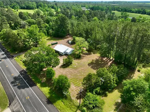 2059 State Highway 19 S, Crockett, TX 75835