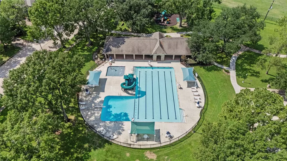 Exterior - 7403 Foxton Place Ct, Houston, TX 77095 photo 7 of 9