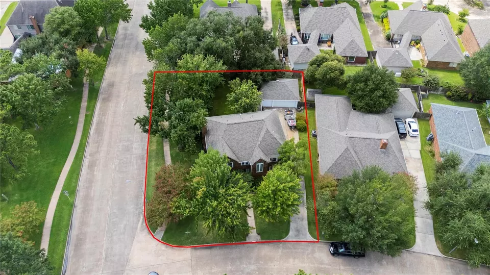 View/Area - 7403 Foxton Place Ct, Houston, TX 77095 photo 4 of 5
